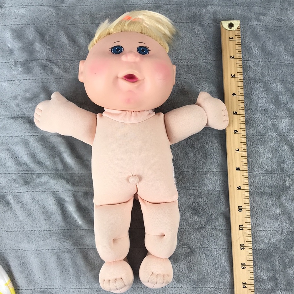 Cabbage Patch Baby - Picture 5 of 13